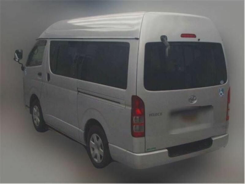 HIACE VAN-1