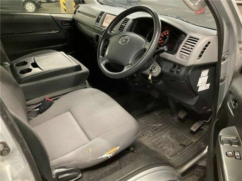 HIACE VAN-2