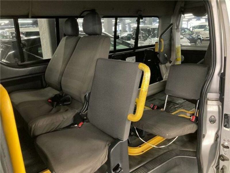 HIACE VAN-3