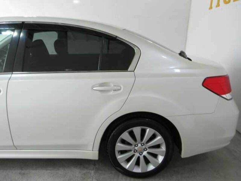 LEGACY B4