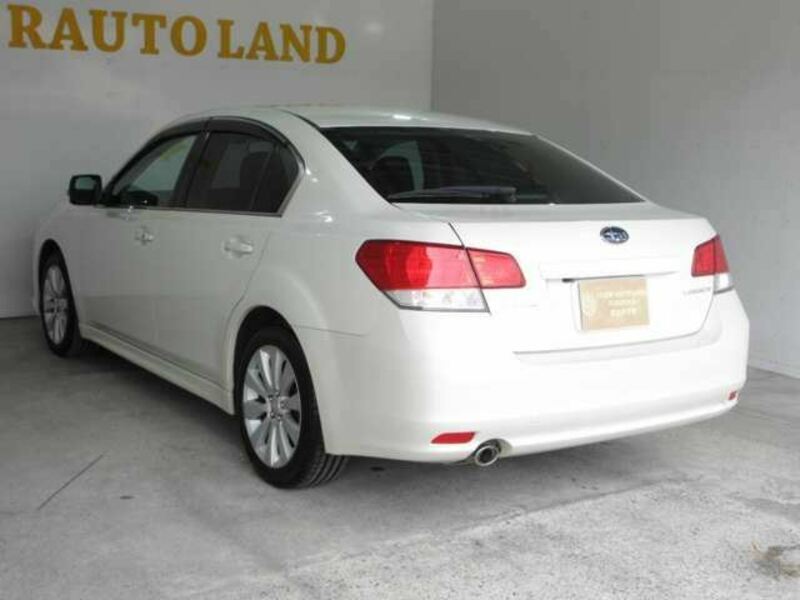 LEGACY B4