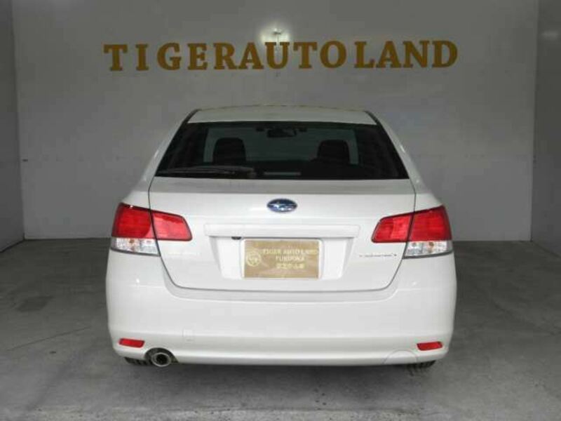 LEGACY B4