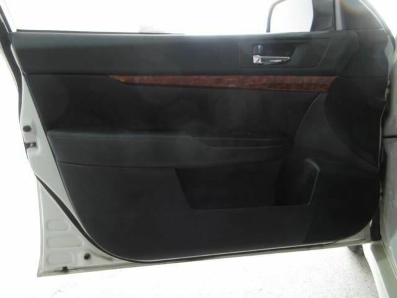 LEGACY B4