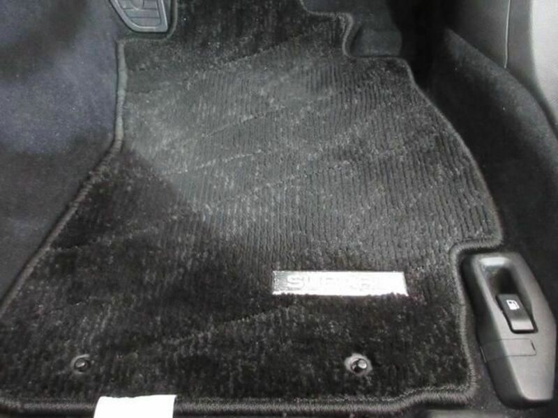 LEGACY B4