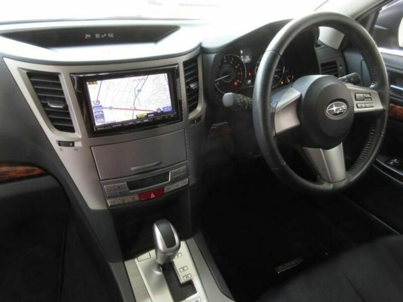 LEGACY B4