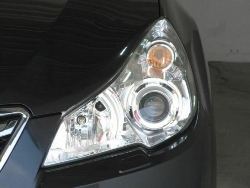LEGACY B4