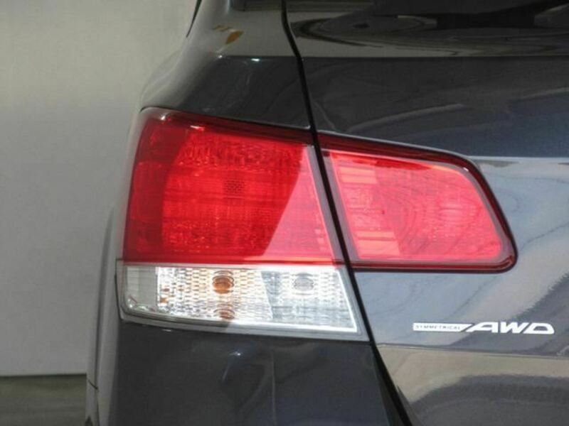 LEGACY B4