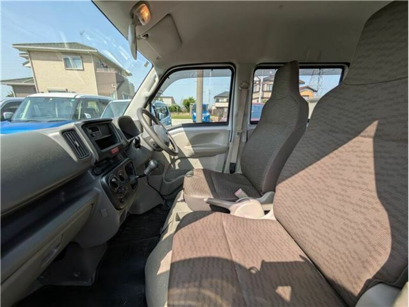 MINICAB VAN