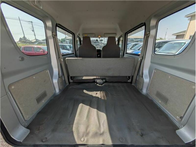 MINICAB VAN