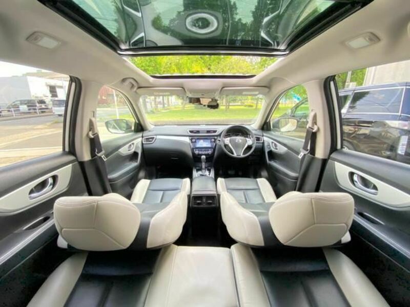 X-TRAIL