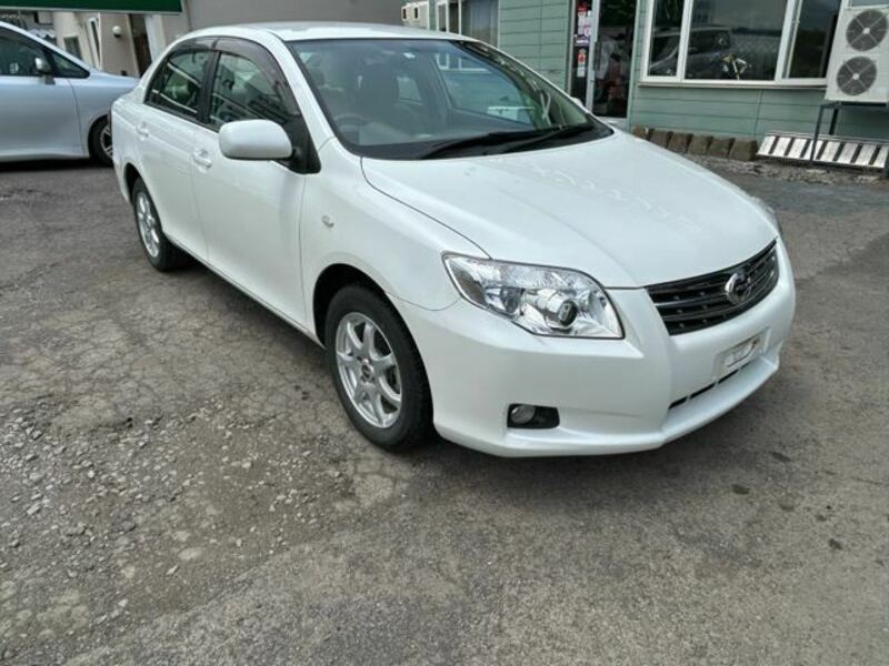 COROLLA AXIO