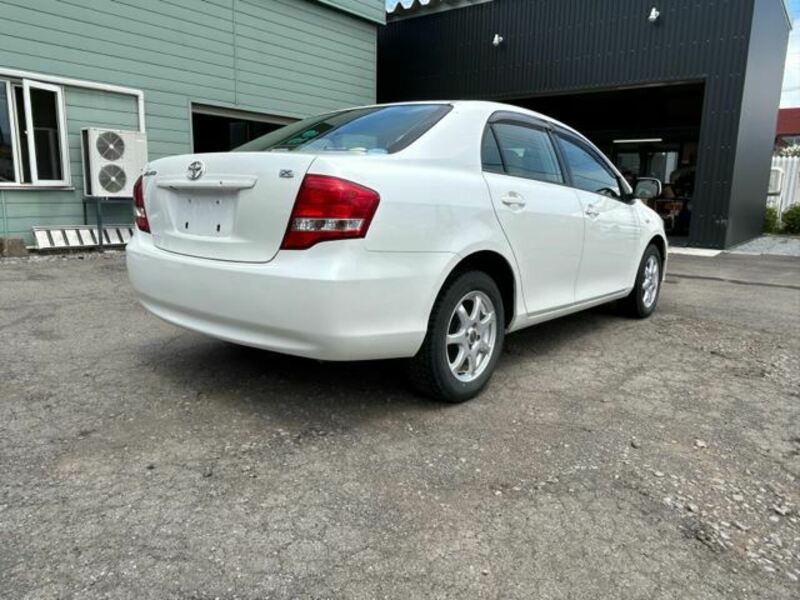 COROLLA AXIO