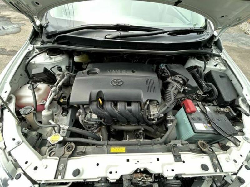 COROLLA AXIO
