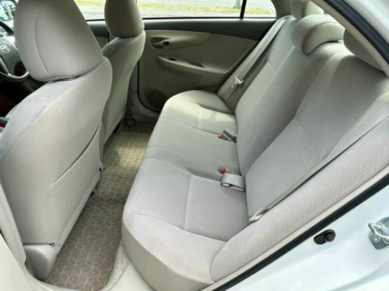 COROLLA AXIO