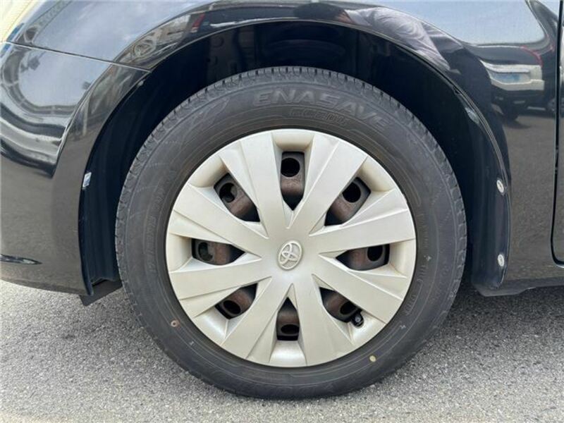 COROLLA AXIO