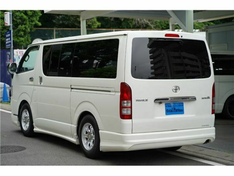 HIACE VAN