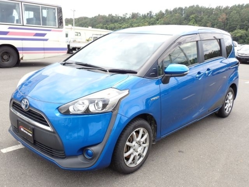 TOYOTA SIENTA