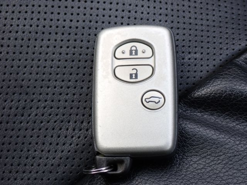 LAND CRUISER PRADO-25