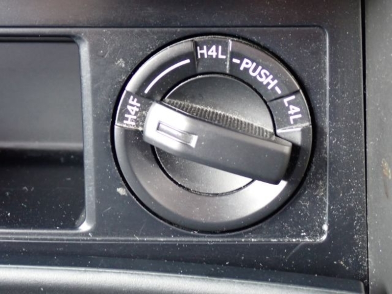 LAND CRUISER PRADO-26
