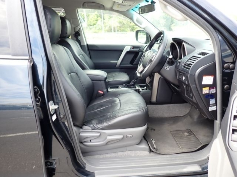 LAND CRUISER PRADO-35