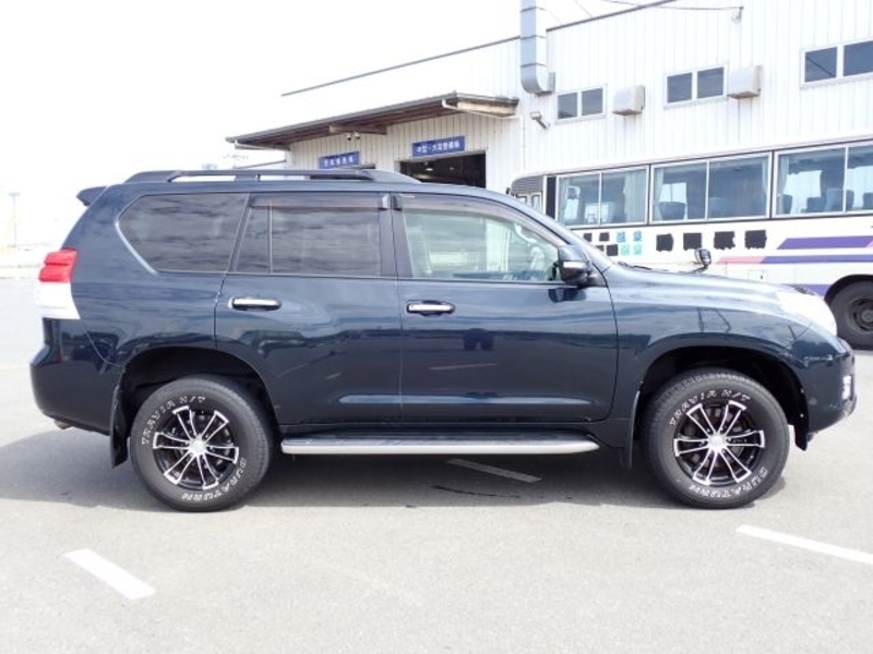 LAND CRUISER PRADO-41