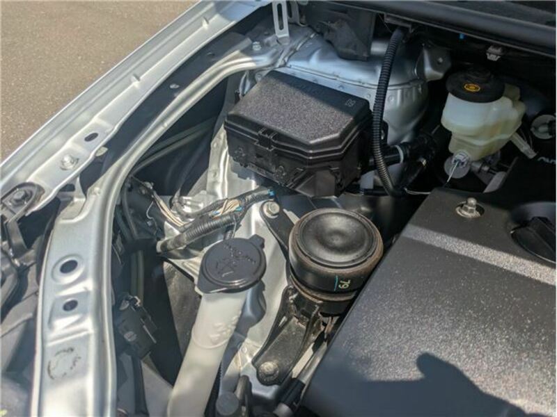 COROLLA AXIO