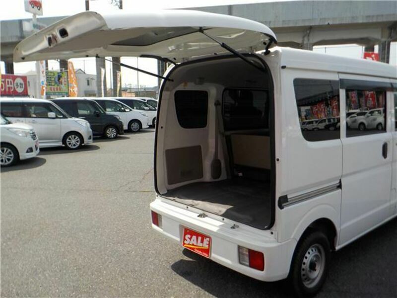 MINICAB VAN-1
