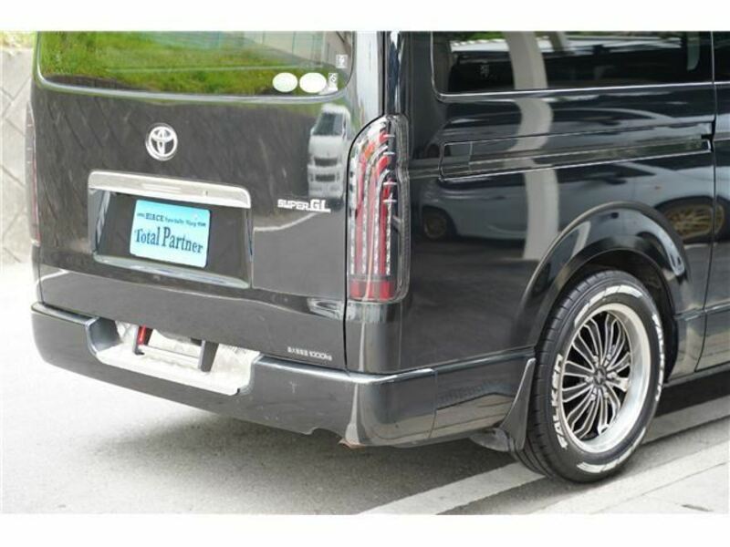 HIACE VAN