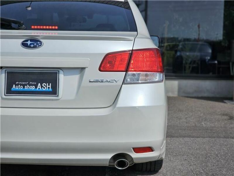 LEGACY B4