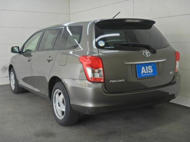 COROLLA FIELDER