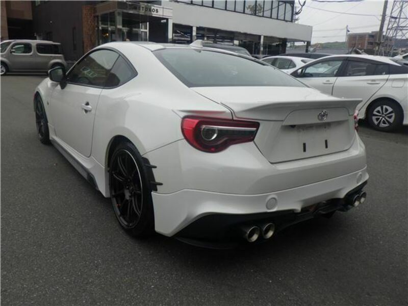 86