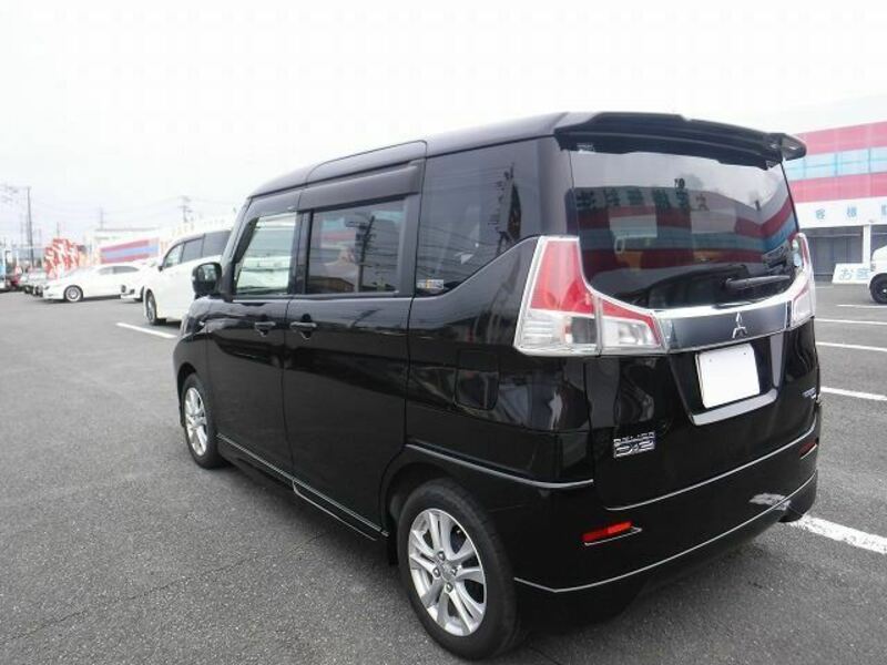 DELICA D2