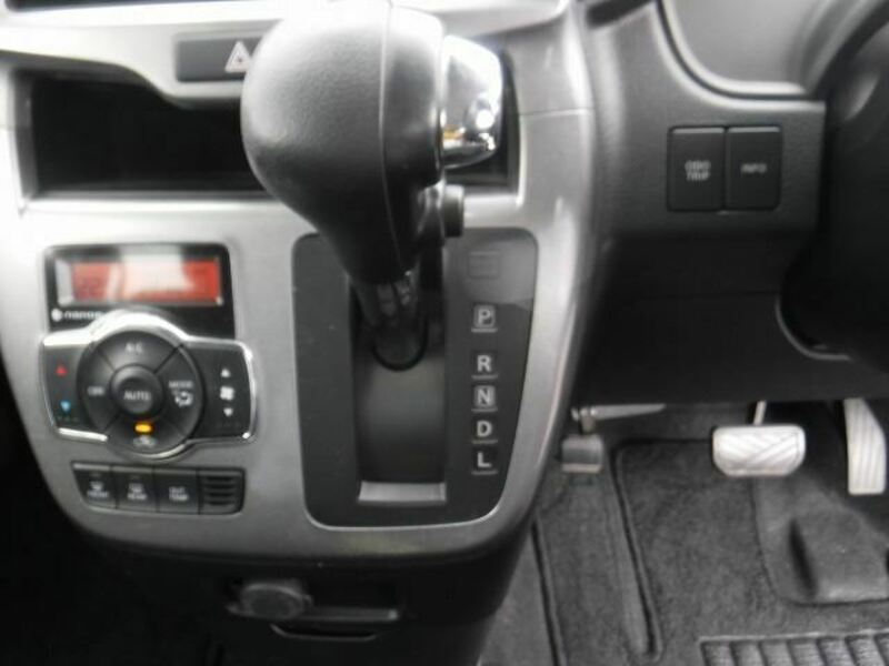 DELICA D2