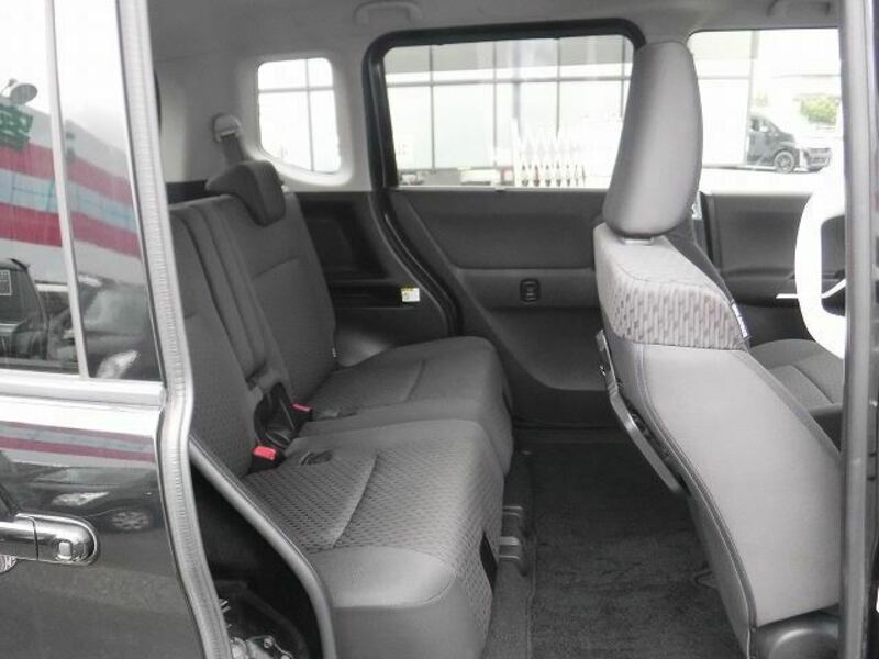 DELICA D2
