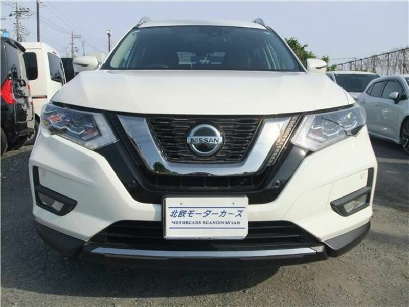 X-TRAIL