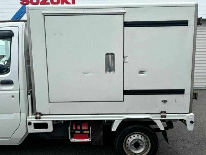 CARRY TRUCK