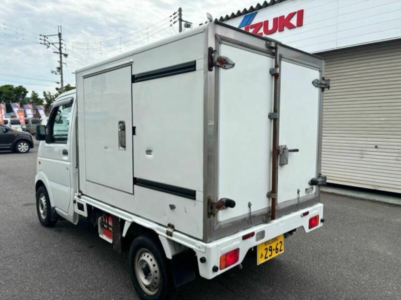 CARRY TRUCK