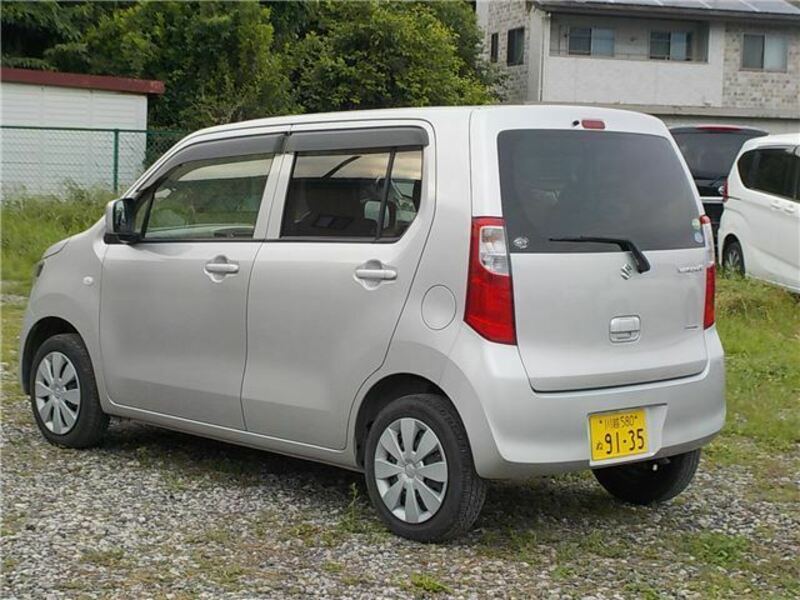 WAGON R