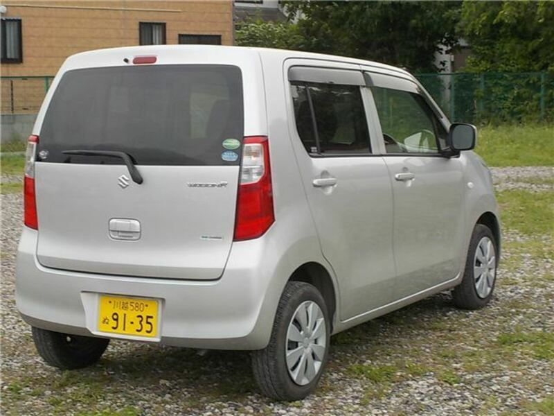 WAGON R