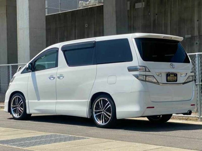VELLFIRE