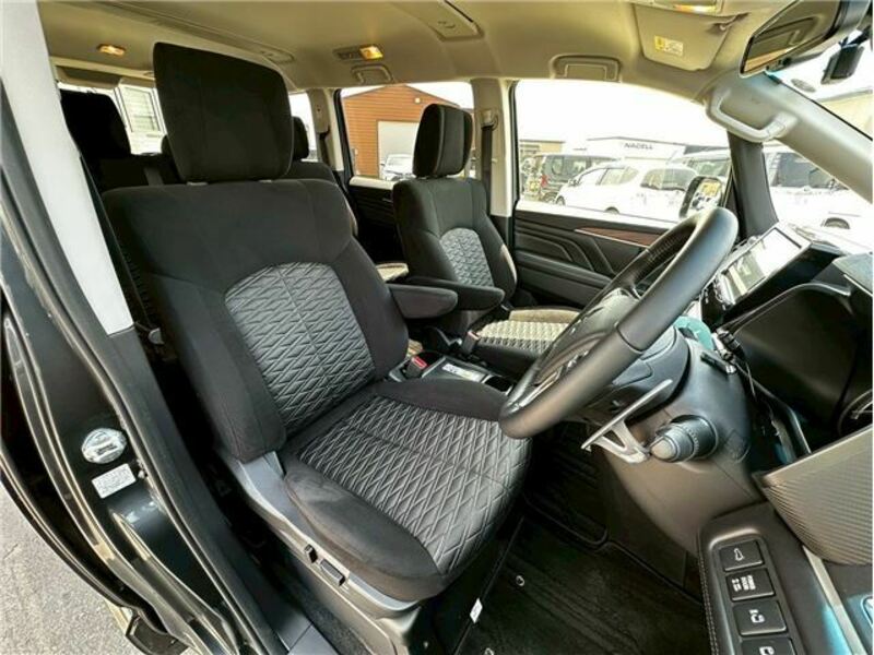 DELICA D5