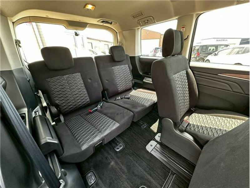 DELICA D5