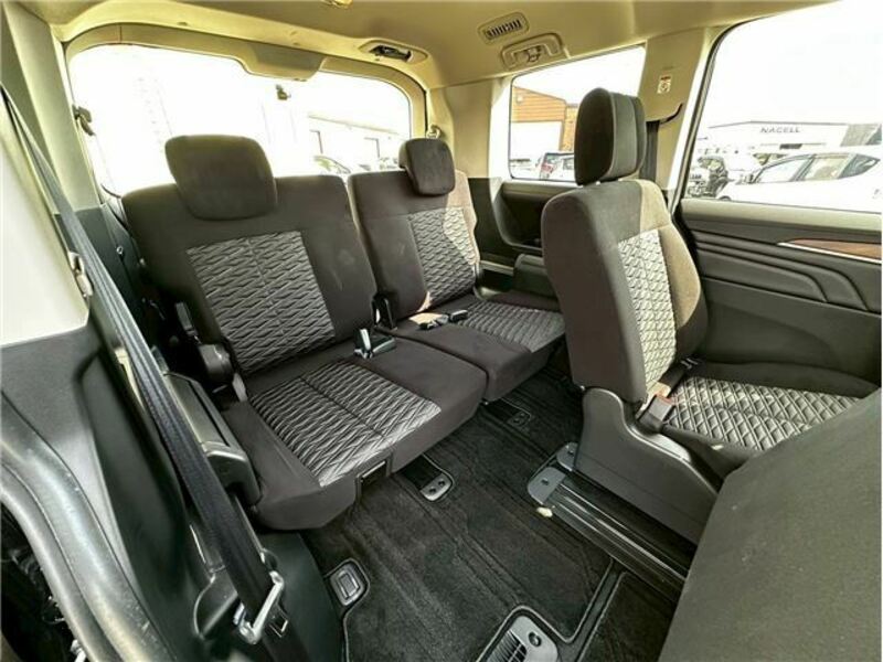 DELICA D5