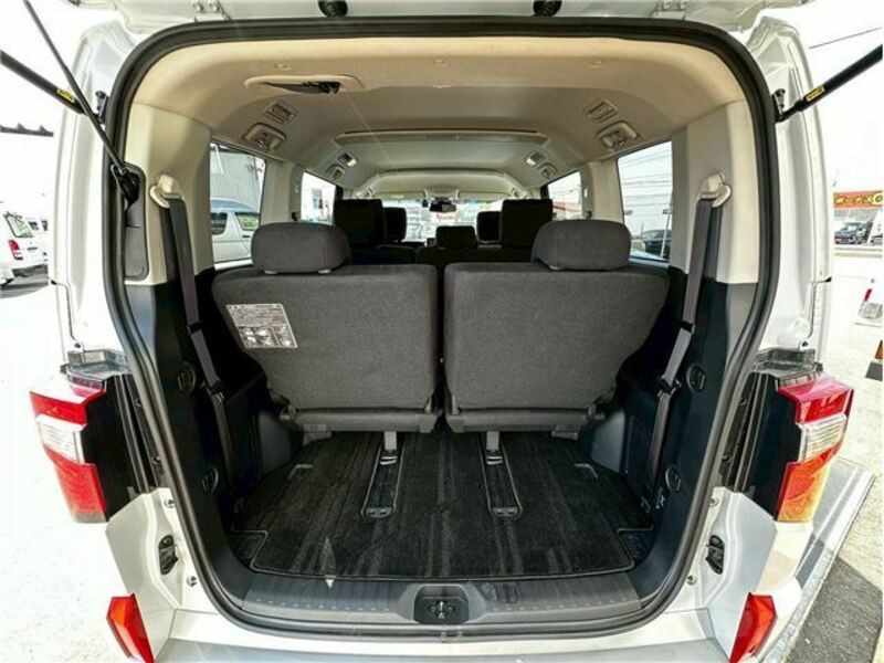 DELICA D5
