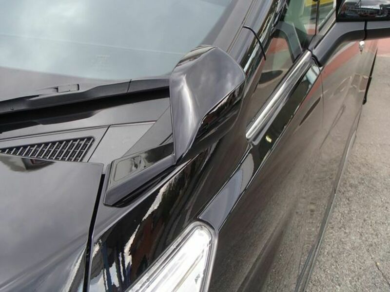 VELLFIRE-7