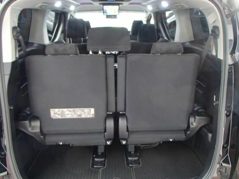 VELLFIRE-8