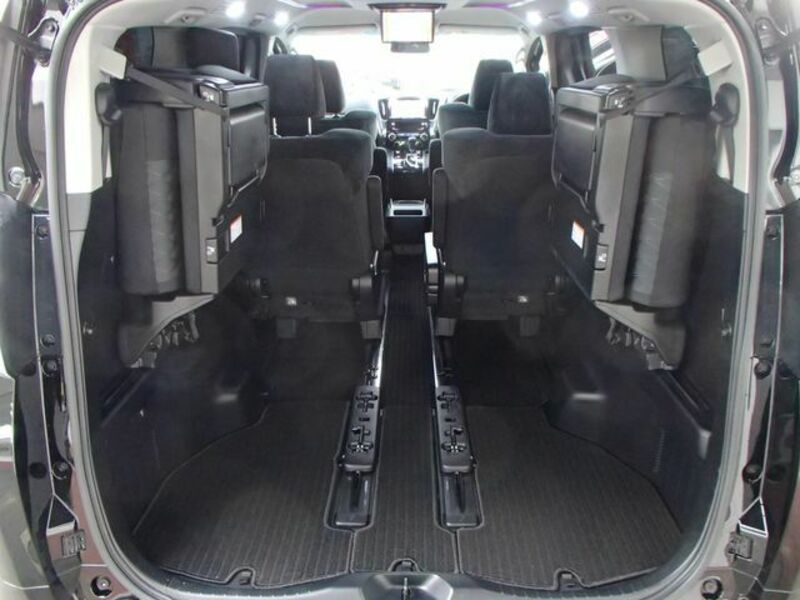 VELLFIRE-9