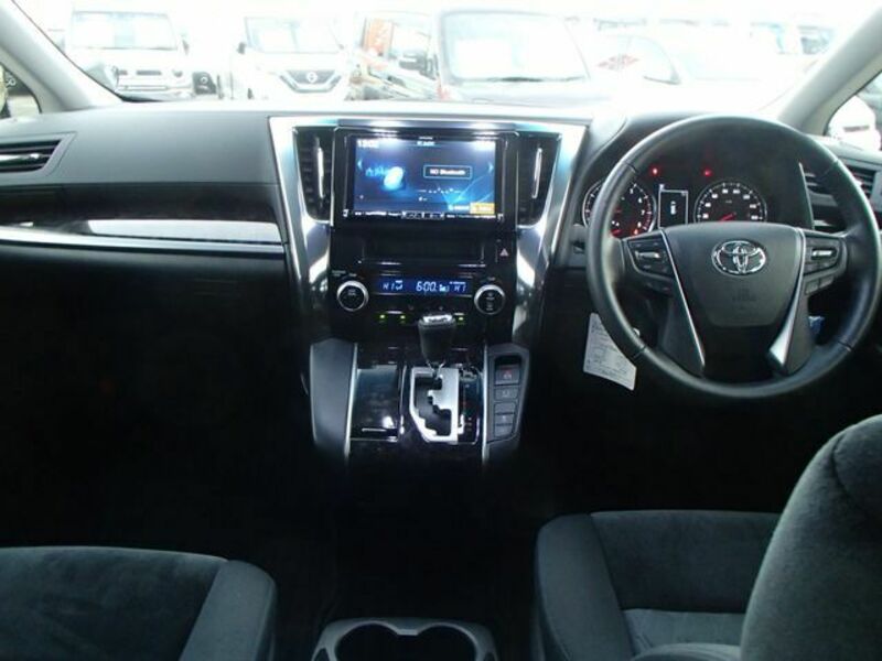 VELLFIRE-18