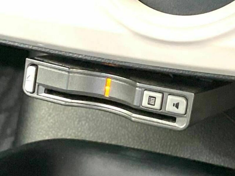 PRIUS-4