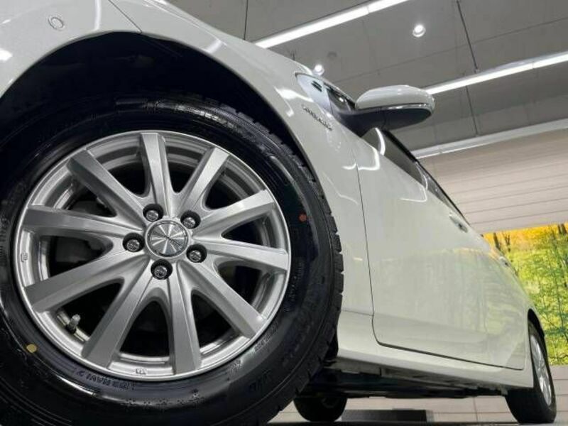 PRIUS-14